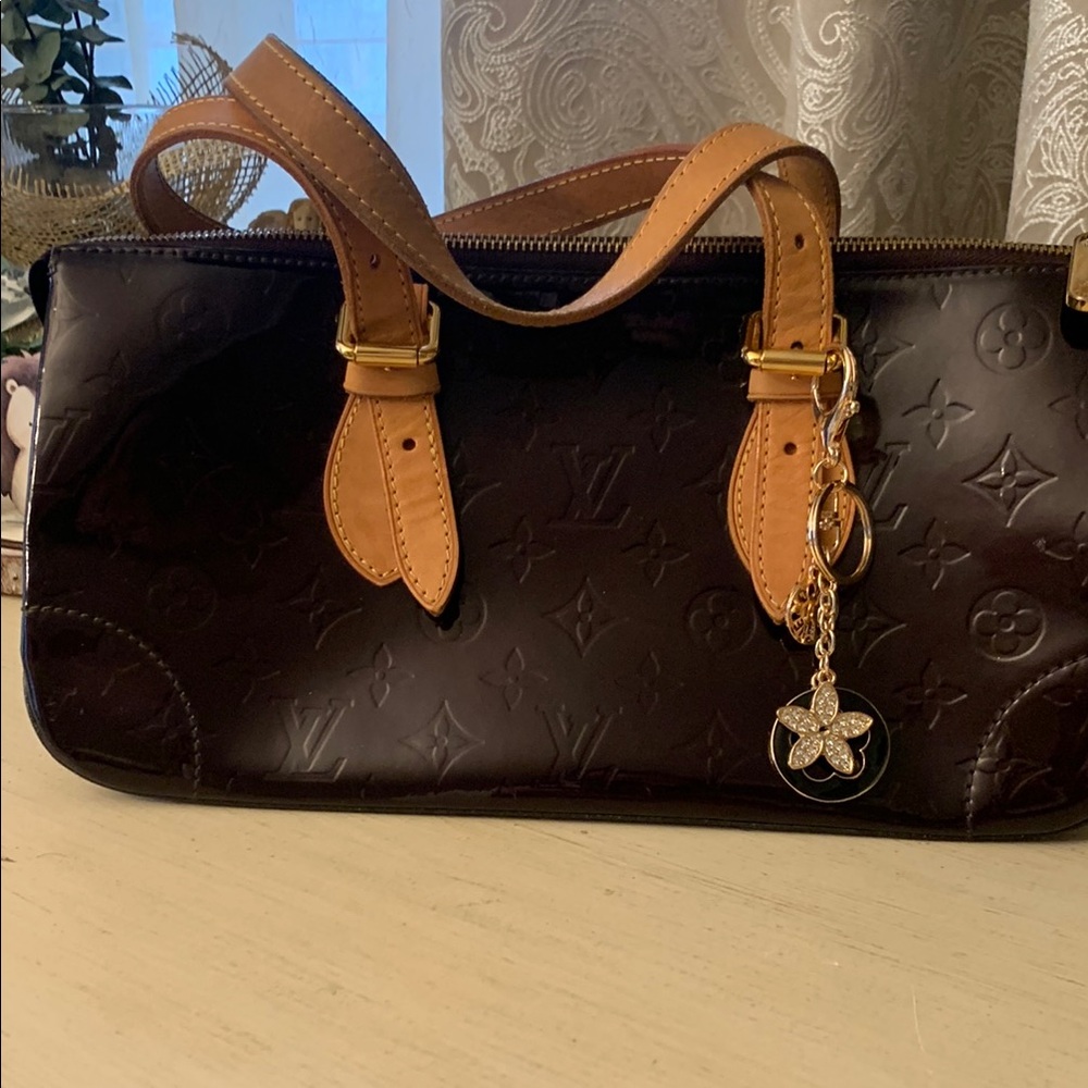 Louis Vuitton Burgundy and Tan Shoulder Bag - Picture 2 of 15